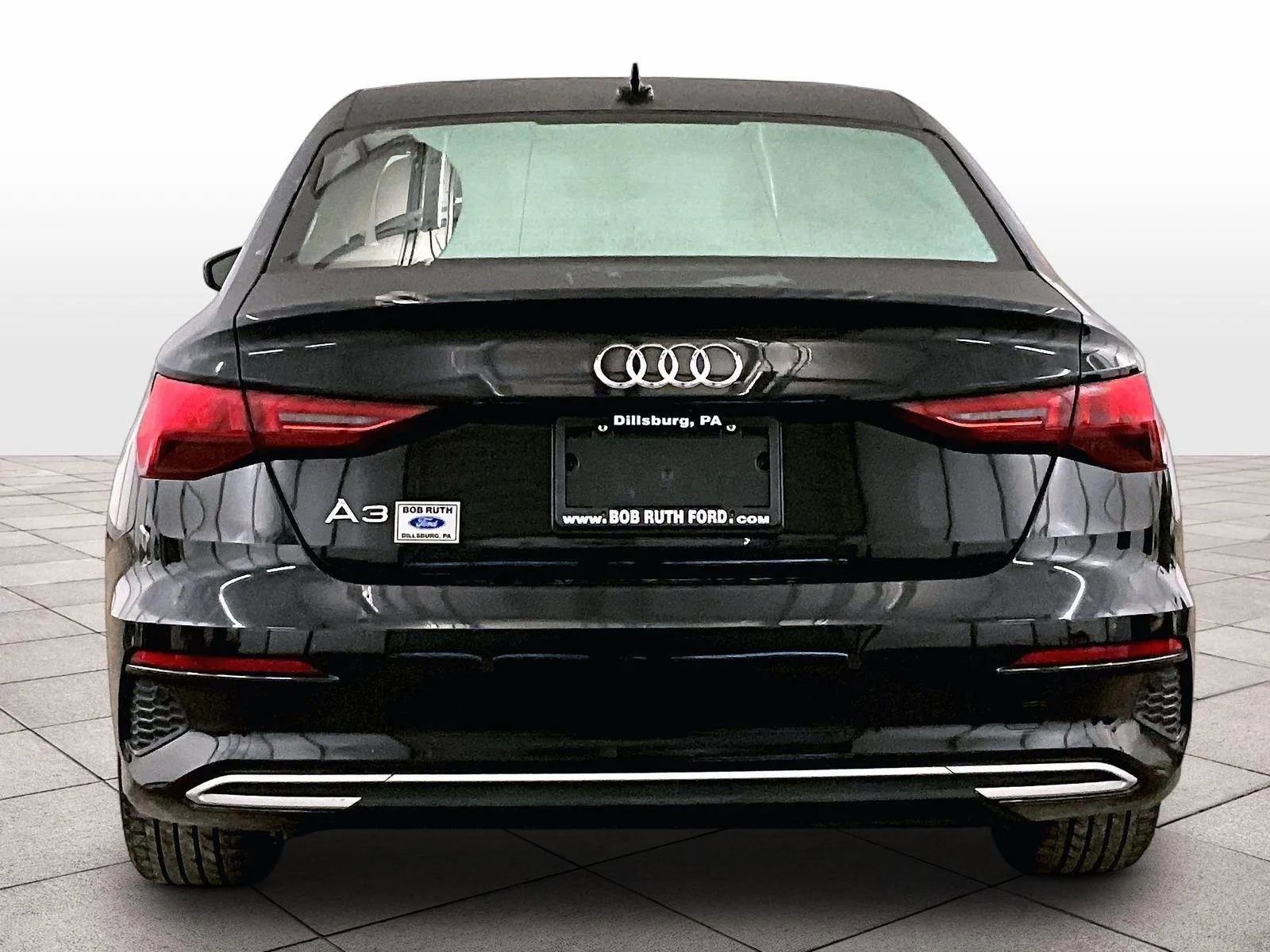 Used 2023 Audi A3 2.0T Premium Plus FWD image 4