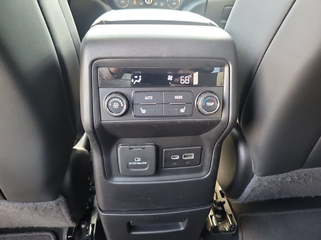 Used 2021 GMC Acadia SLT w/ Elevation Edition FWD image 14