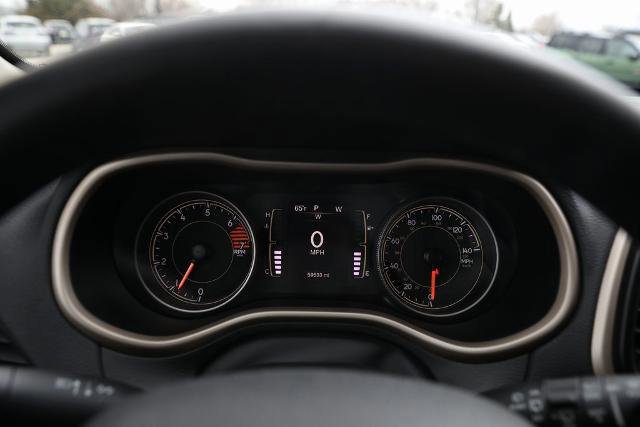 Used 2017 Jeep Cherokee Latitude image 36