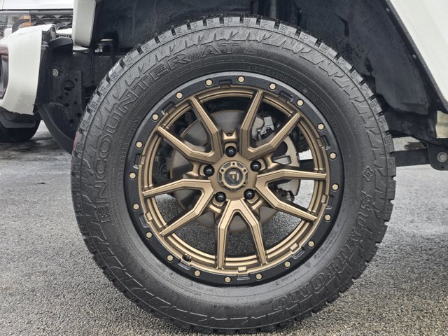 Used 2020 Jeep Wrangler Unlimited Sahara image 10