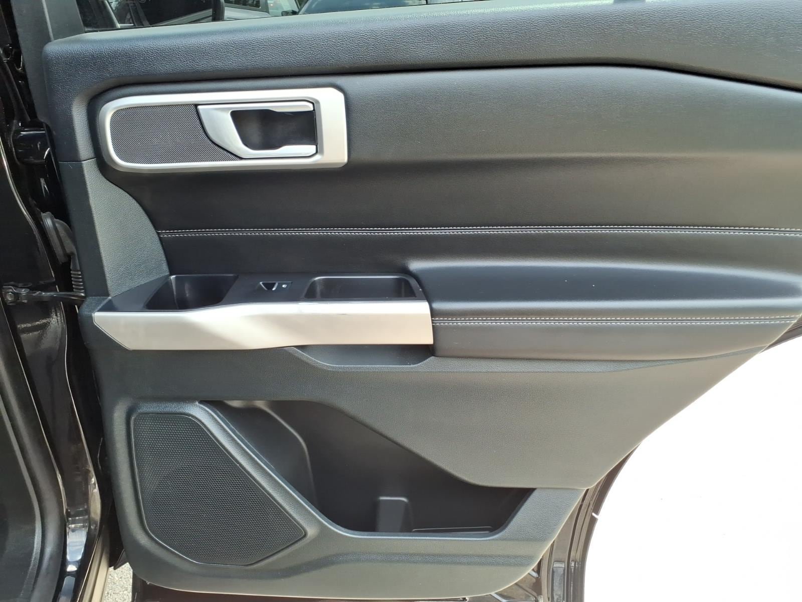 Certified 2023 Ford Explorer XLT AWD/4WD image 13