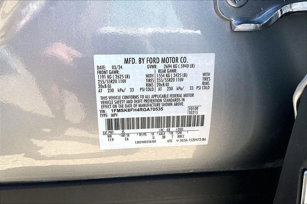 Certified 2024 Ford Explorer Limited w/ Limited Technology Package AWD/4WD image 36