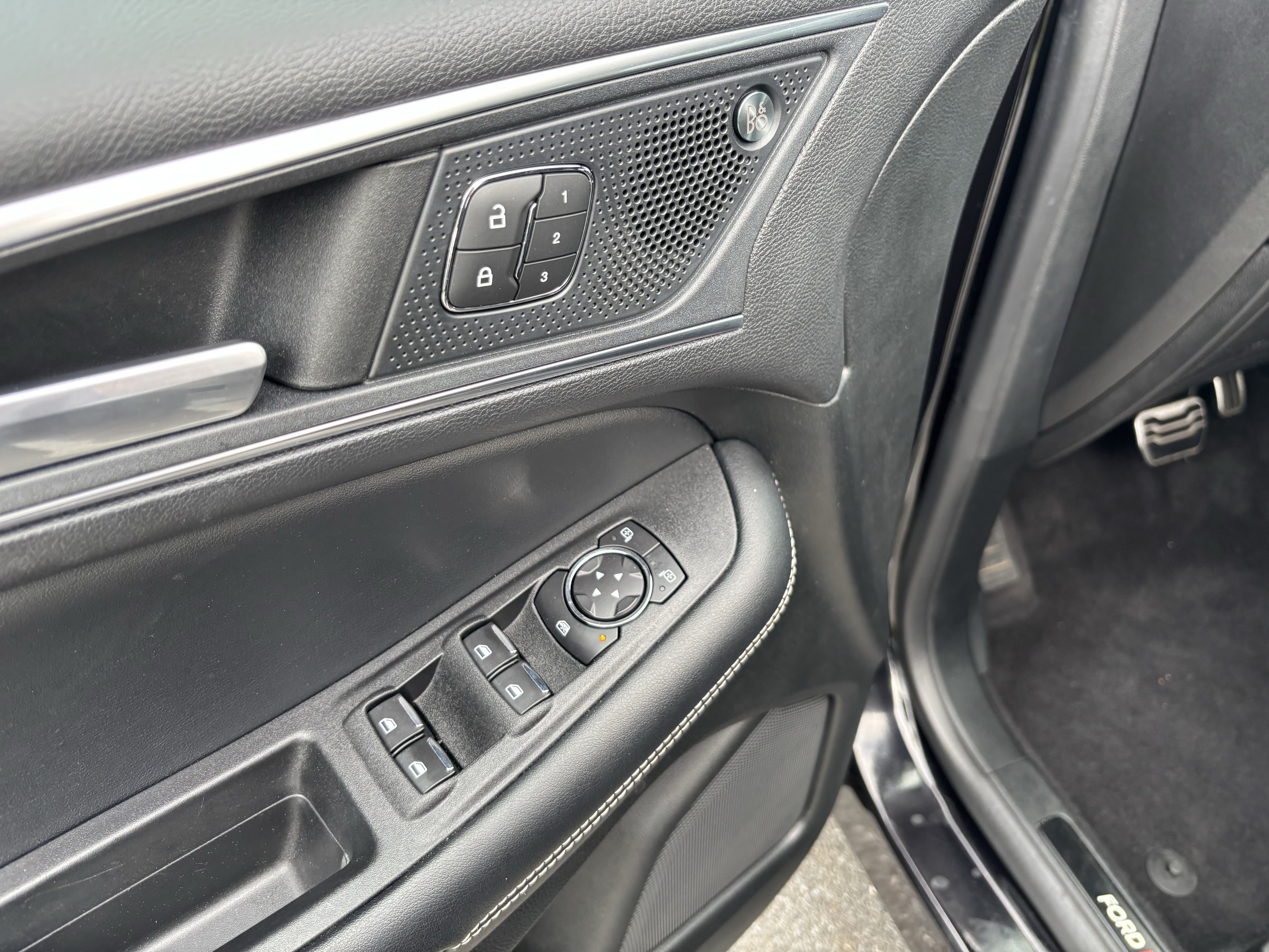Certified 2022 Ford Edge ST AWD/4WD image 10