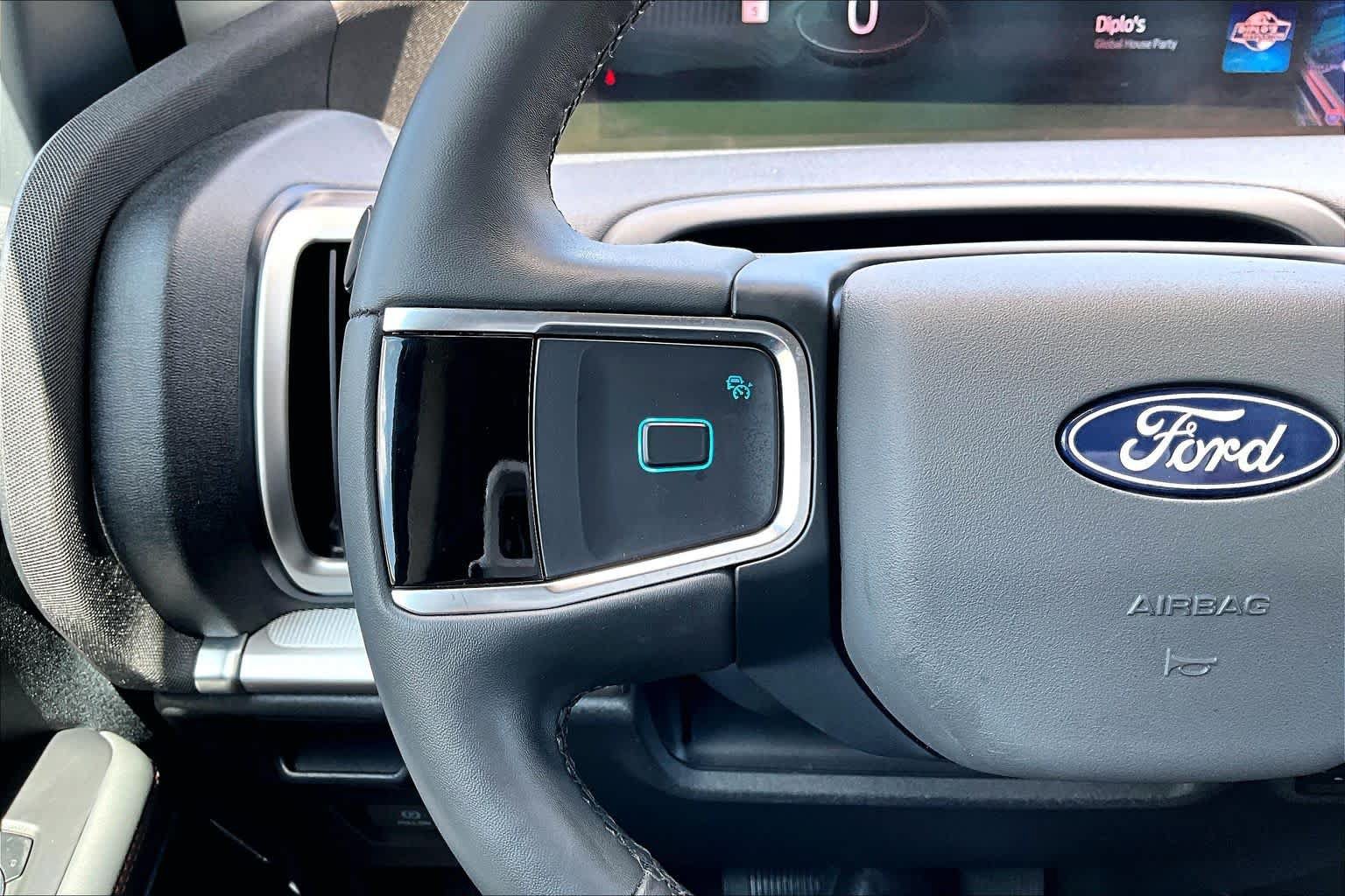 Certified 2025 Ford Expedition Max Active RWD image 24