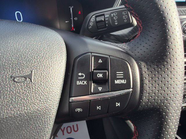 Certified 2025 Ford Escape ST-Line Select AWD/4WD image 21