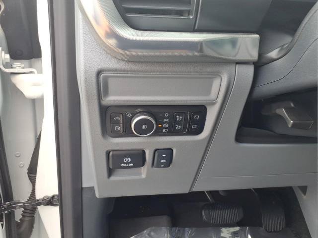 Certified 2025 Ford F150 Lariat w/ Equipment Group 502A High AWD/4WD image 21