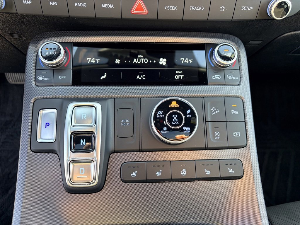 Used 2024 Hyundai Palisade Calligraphy image 13