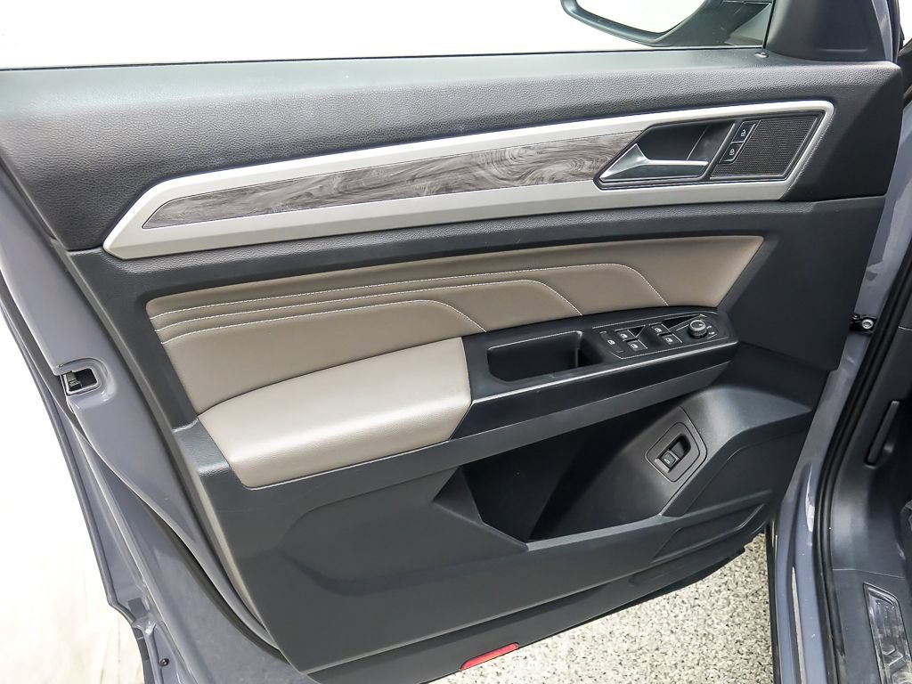 Used 2021 Volkswagen Atlas Cross Sport SE AWD/4WD image 18