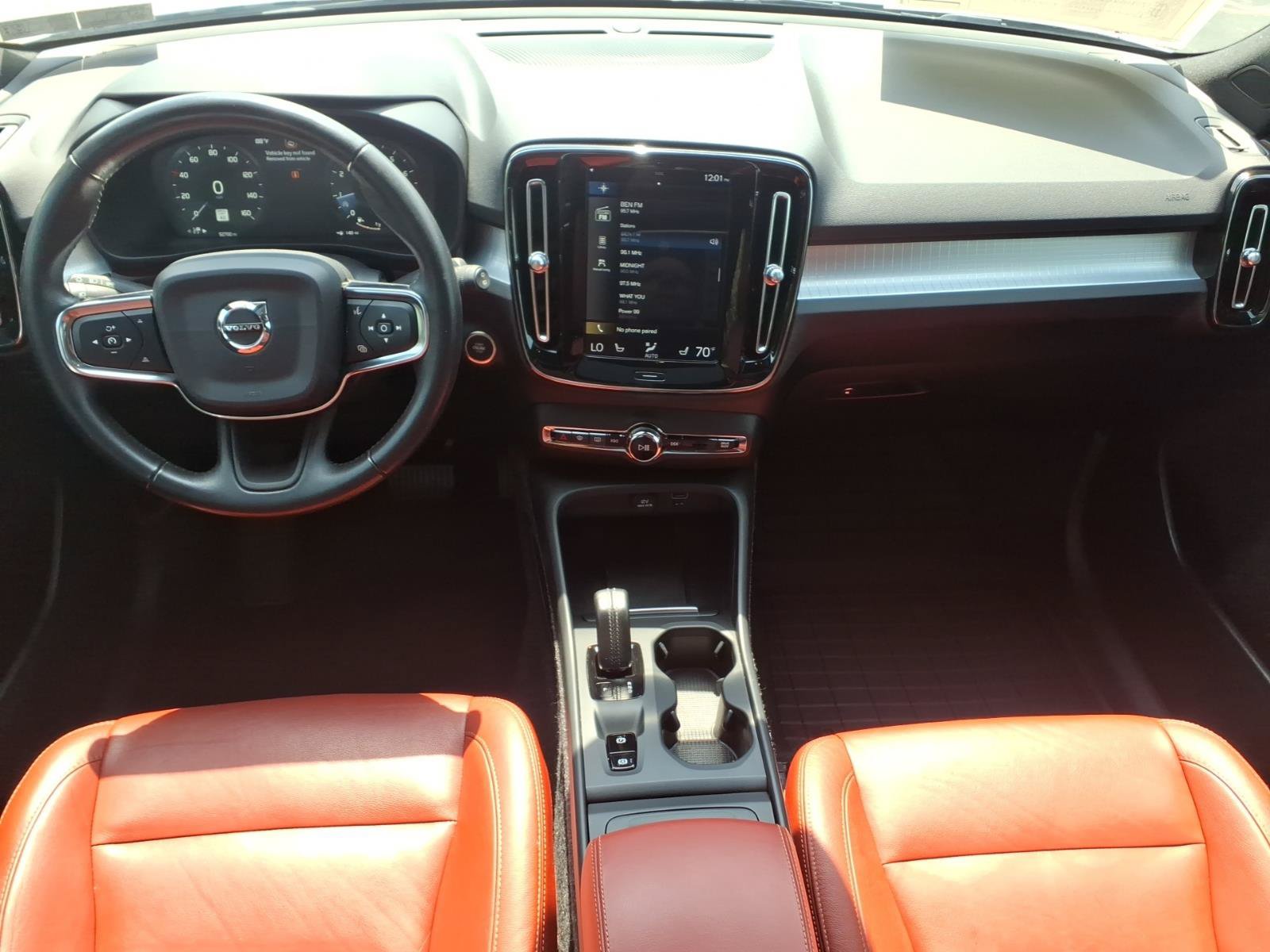 Used 2019 Volvo XC40 T5 Momentum AWD/4WD image 12