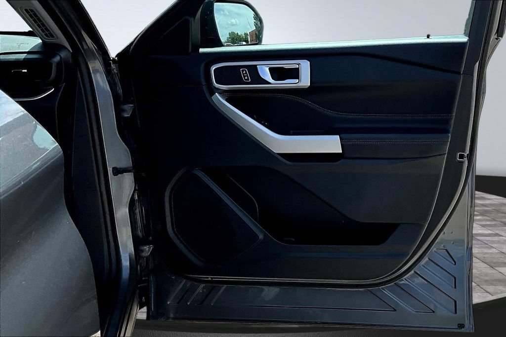 Certified 2022 Ford Explorer XLT AWD/4WD image 26