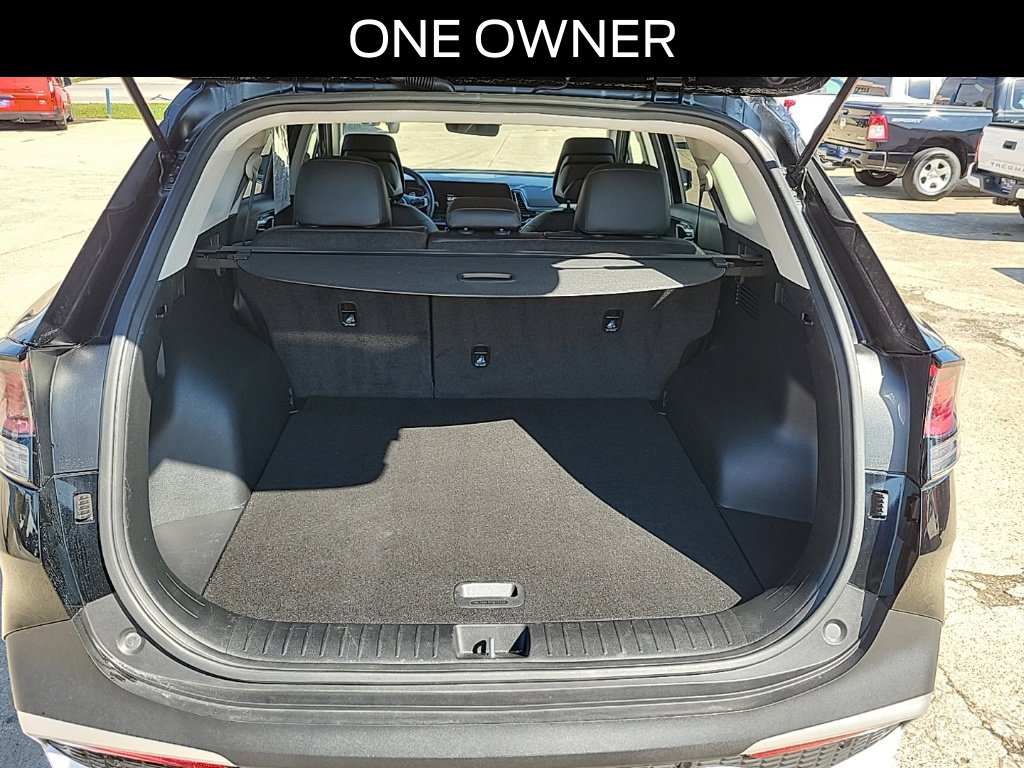 Used 2024 Kia Sportage EX AWD/4WD image 6