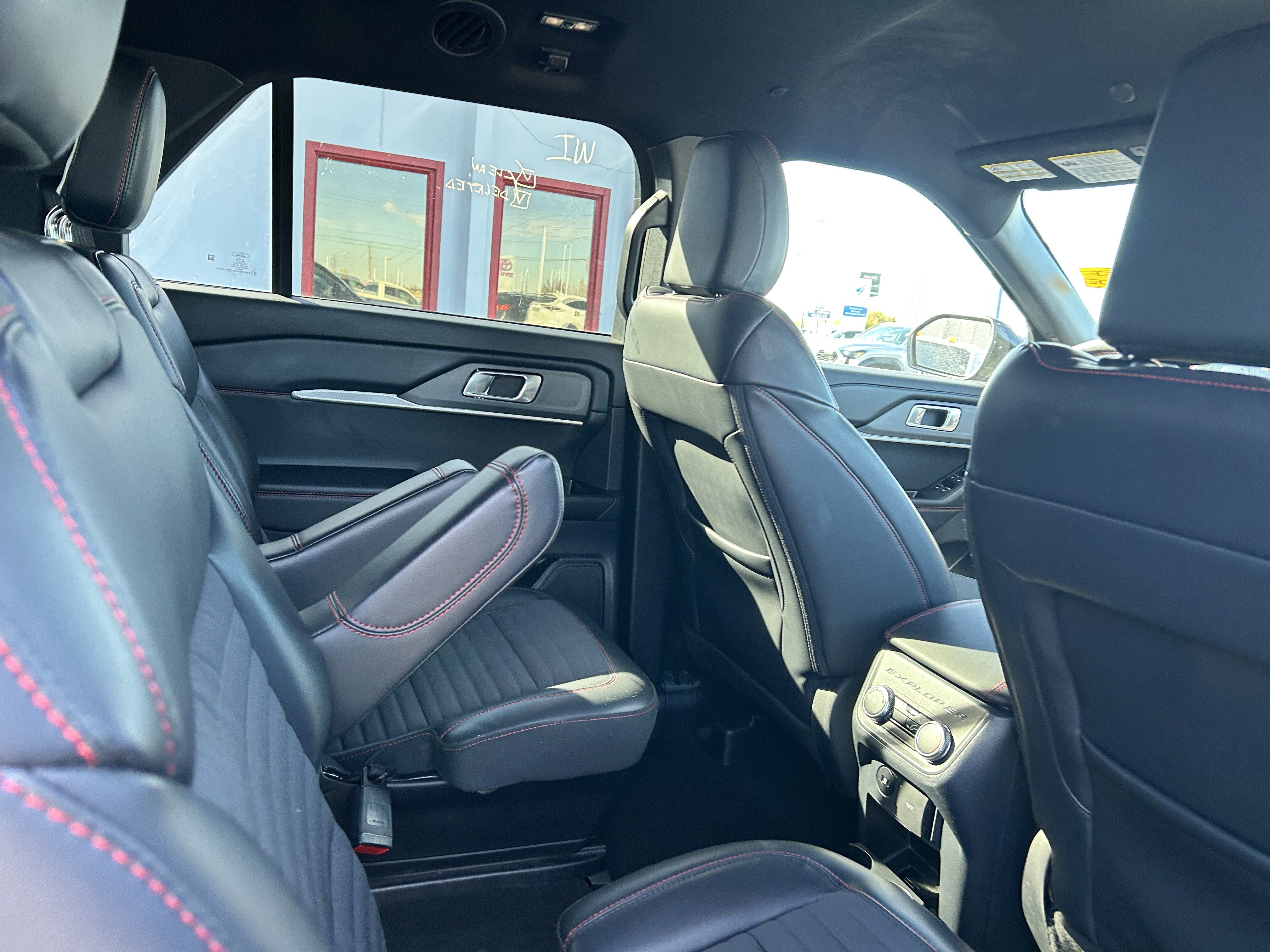 Certified 2026 Ford Explorer ST-Line AWD/4WD image 12