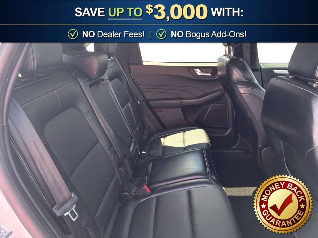 Certified 2023 Ford Escape Platinum w/ Class II Trailer Tow Package AWD/4WD image 22