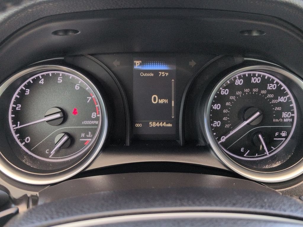 Used 2018 Toyota Camry SE FWD image 14