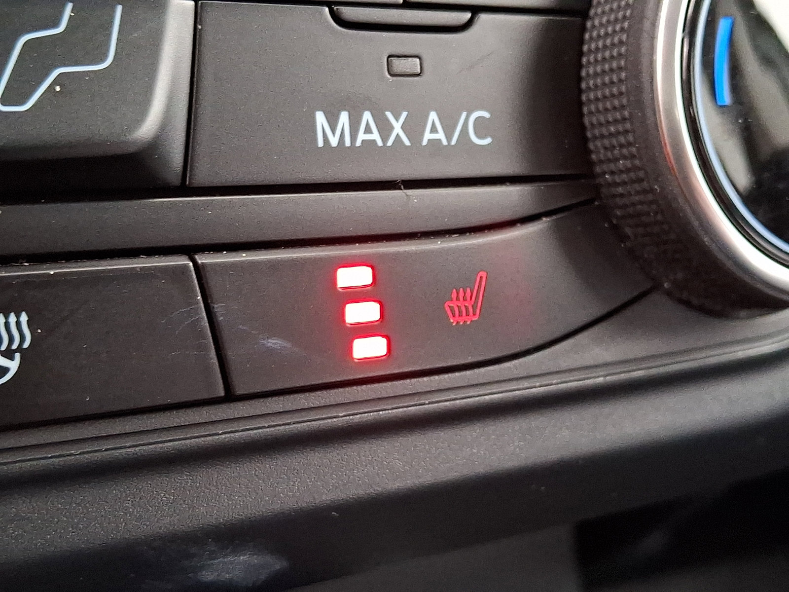Certified 2024 Ford Maverick XLT w/ XLT Luxury Package FWD image 24