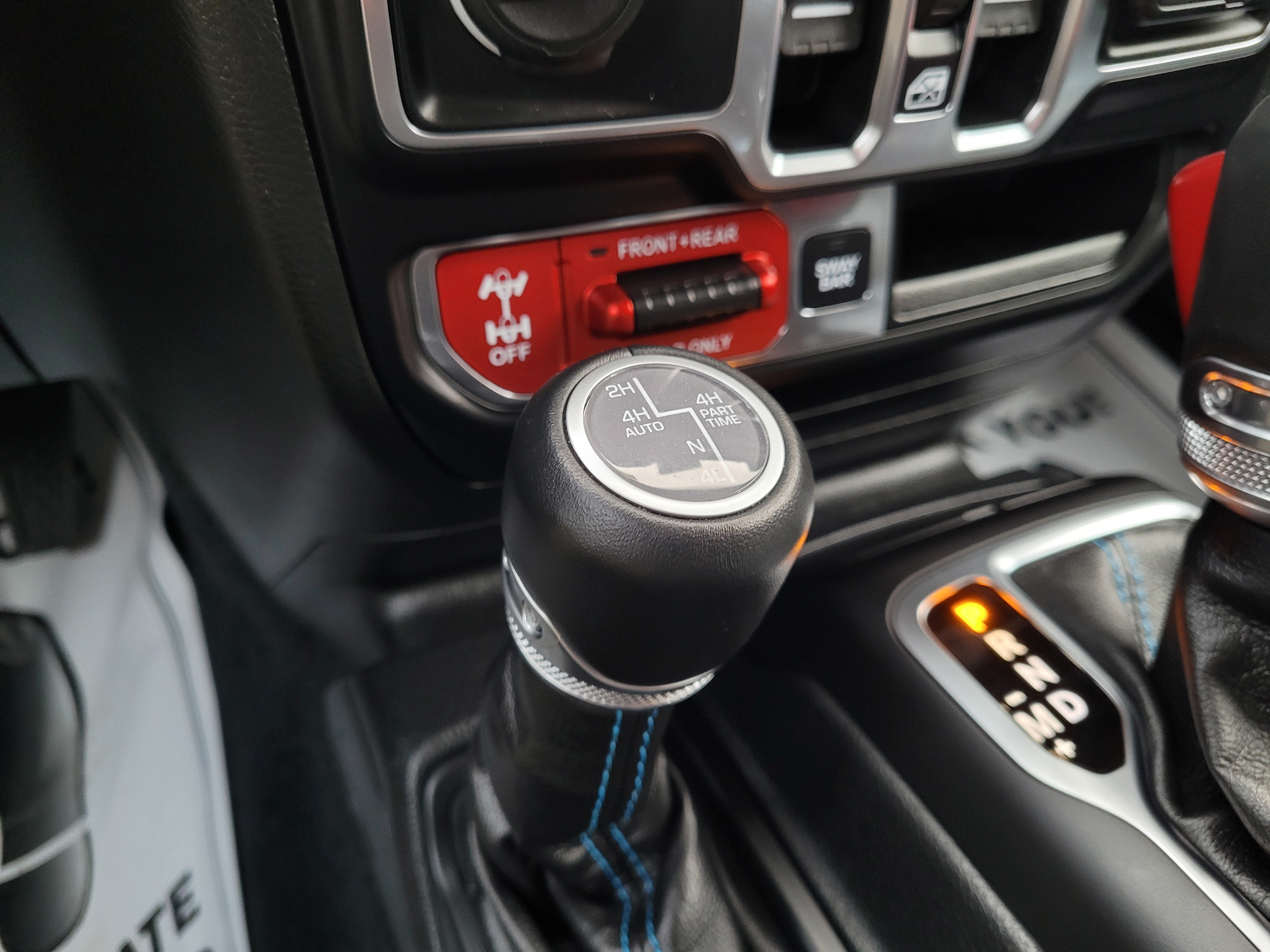 Used 2023 Jeep Wrangler Unlimited Rubicon 4xe w/ Cold Weather Group AWD/4WD image 25