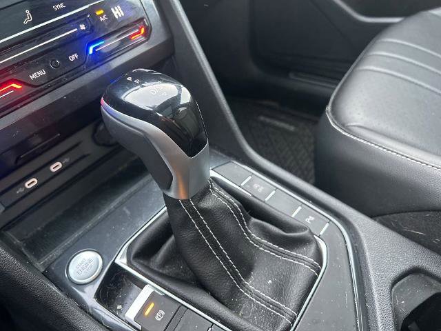 Used 2024 Volkswagen Tiguan SE R-Line image 33