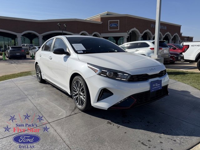 Used 2024 Kia Forte GT-Line w/ GT-Line Premium Package image 4