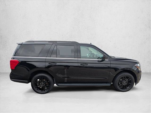 Certified 2024 Ford Expedition XLT RWD image 4