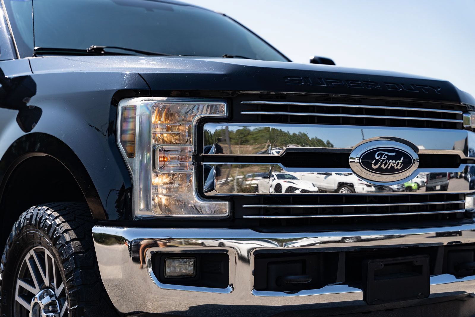 Certified 2019 Ford F250 Lariat w/ Lariat Value Package AWD/4WD image 10