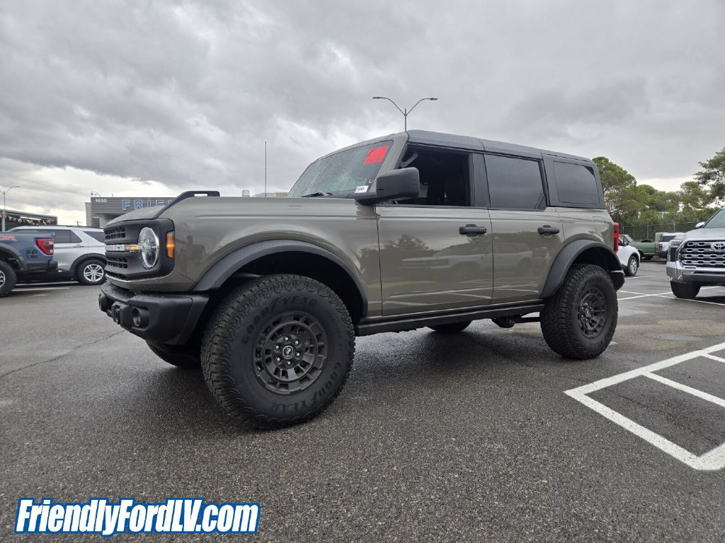 Certified 2026 Ford Bronco Big Bend w/ Black Diamond Package AWD/4WD image 2