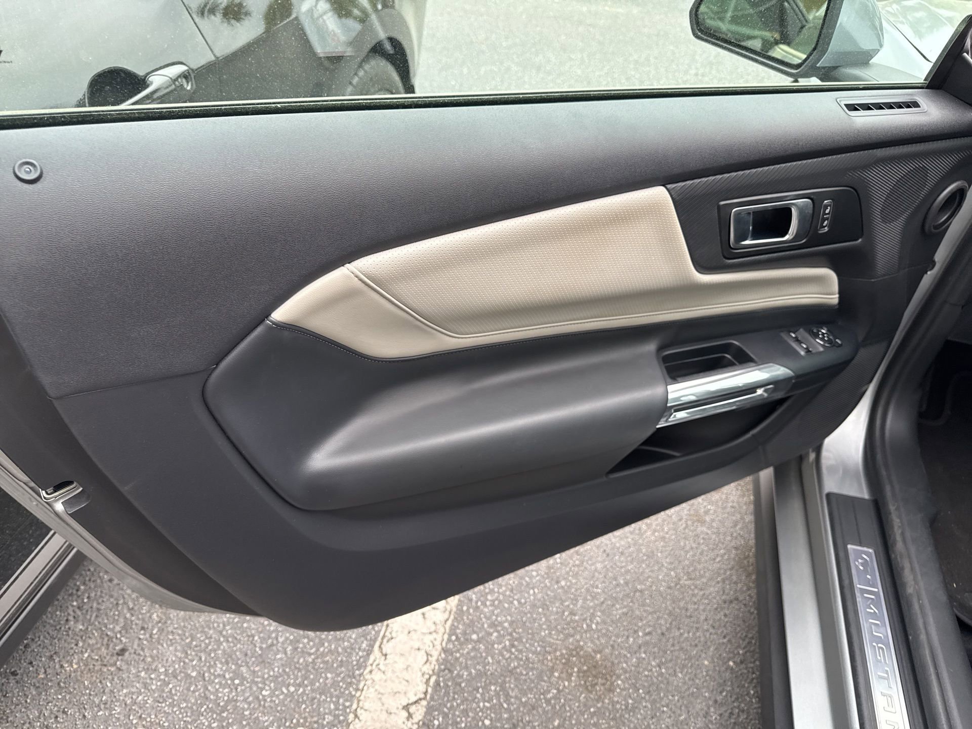 Certified 2024 Ford Mustang GT Premium image 12