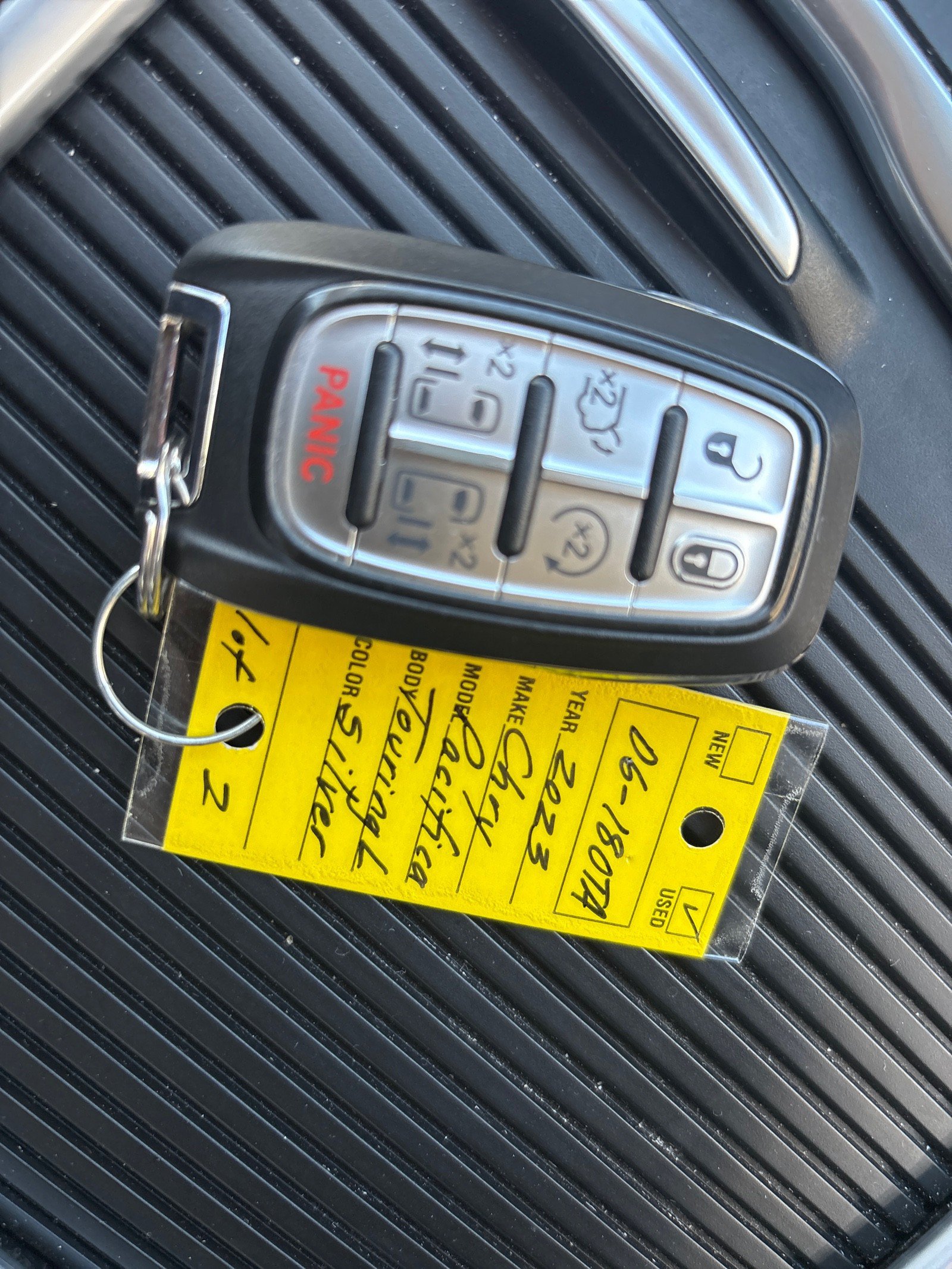 Used 2023 Chrysler Pacifica Touring-L FWD image 22
