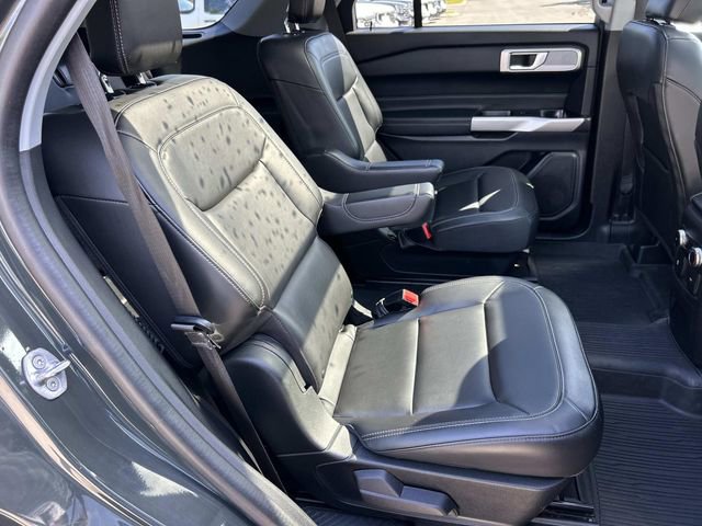 Certified 2023 Ford Explorer XLT w/ Equipment Group 202A AWD/4WD image 27