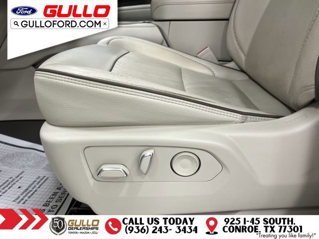 Used 2022 GMC Yukon Denali w/ Denali Premium Package AWD/4WD image 23