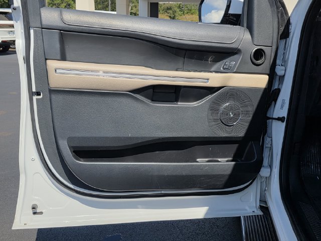 Certified 2022 Ford Expedition Max Limited AWD/4WD image 17