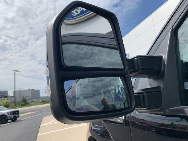 Certified 2019 Ford F150 XLT w/ Equipment Group 302A Luxury AWD/4WD image 12