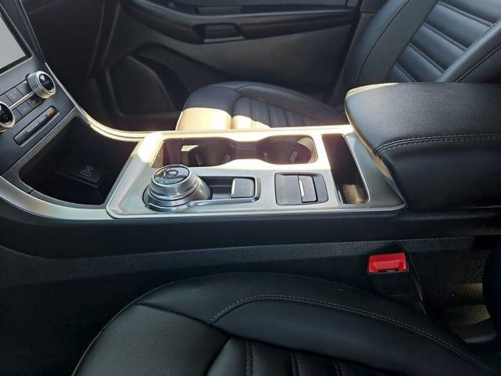 Certified 2024 Ford Edge SEL w/ Convenience Package AWD/4WD image 22