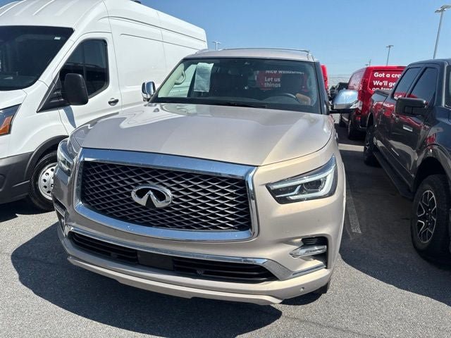 Used 2019 INFINITI QX80 Luxe w/ 22" Wheel Package AWD/4WD image 6