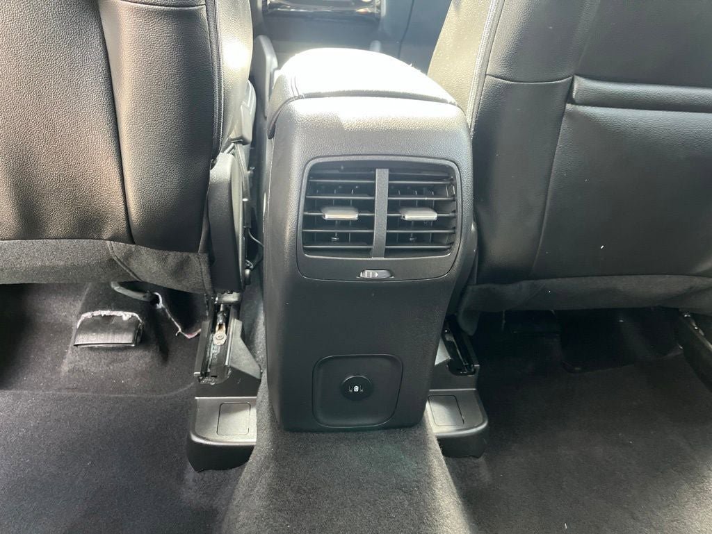 Certified 2023 Ford Escape Platinum w/ Premium Technology Package AWD/4WD image 16