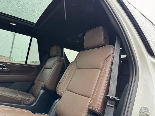 Used 2021 Chevrolet Tahoe High Country AWD/4WD image 12