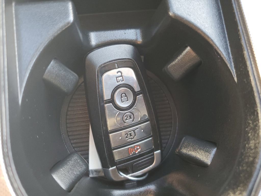 Certified 2022 Ford Edge SEL w/ Convenience Package image 20