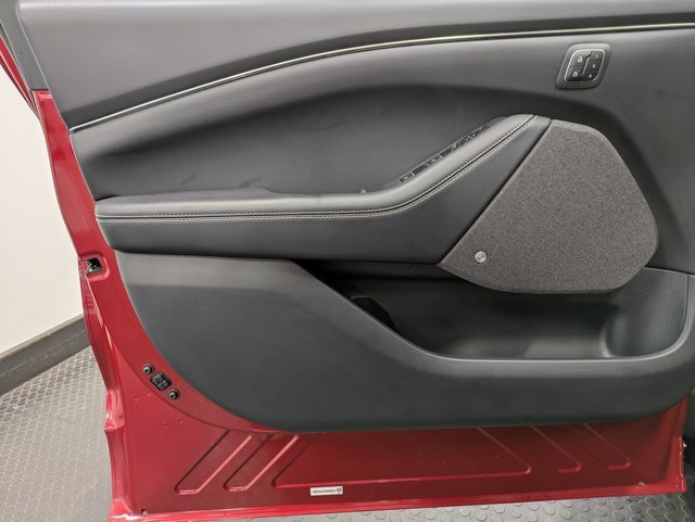 Certified 2024 Ford Mustang Mach-E Premium image 8