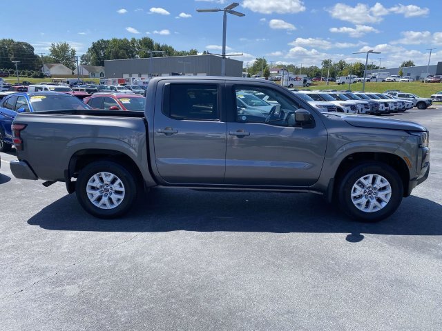 Used 2023 Nissan Frontier SV w/ Tow Package AWD/4WD image 8