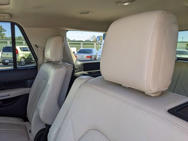 Certified 2022 Ford Expedition Max Platinum image 21