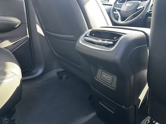 Used 2025 Cadillac XT6 Sport w/ Technology Package image 39
