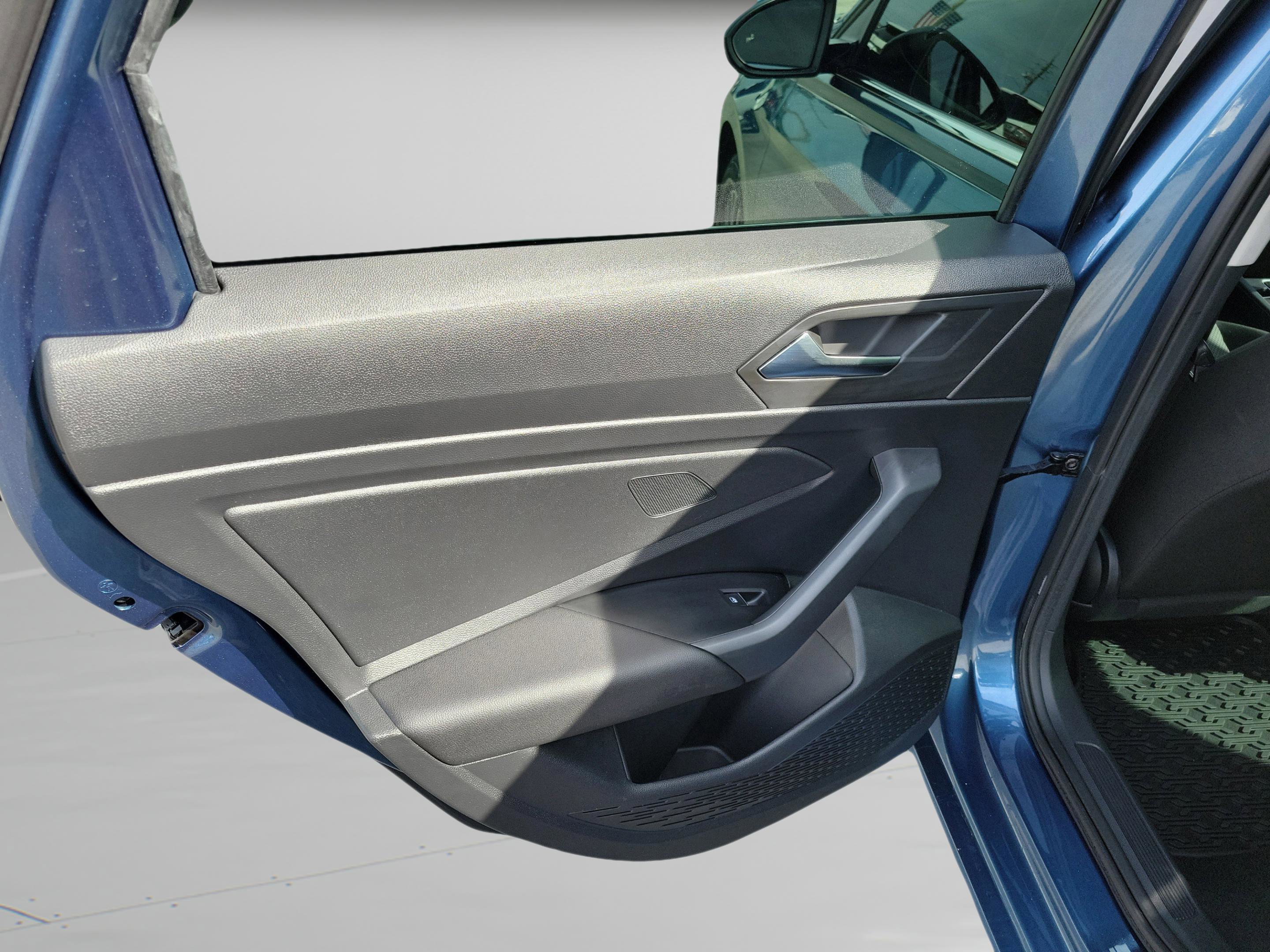 Used 2021 Volkswagen Jetta S image 23