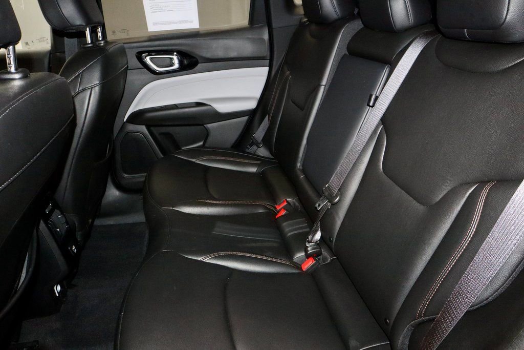 Used 2024 Jeep Compass Limited image 21