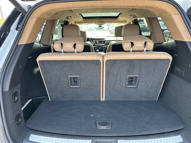 Used 2024 Cadillac XT6 Sport w/ LPO, Onyx Lite Package AWD/4WD image 12