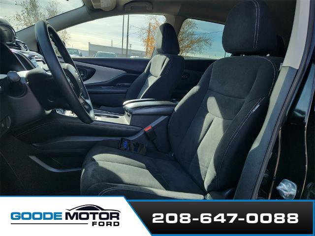 Used 2022 Nissan Murano S image 10
