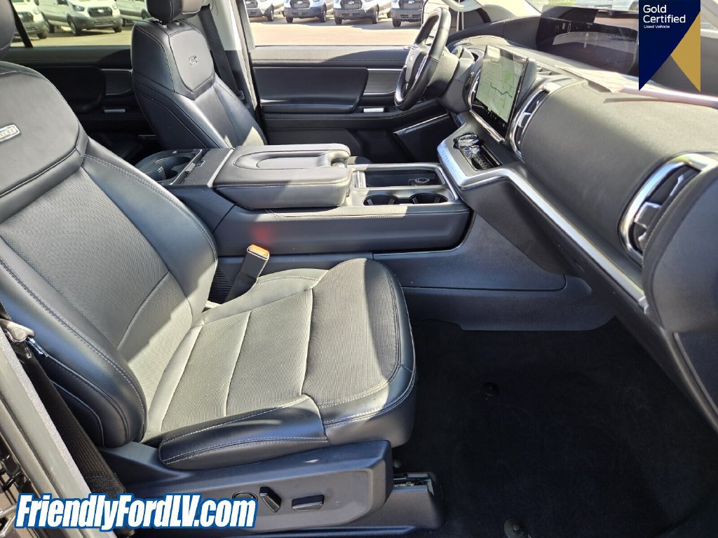 Certified 2025 Ford Expedition Platinum w/ Driver's Package AWD/4WD image 19