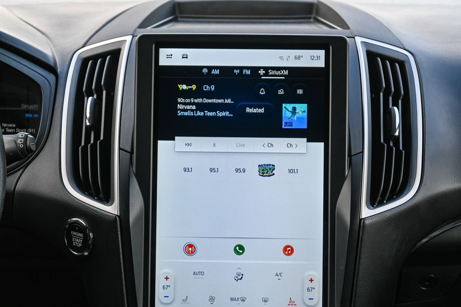 Certified 2023 Ford Edge ST-Line image 15