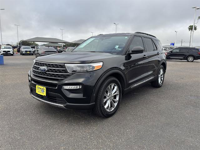 Certified 2021 Ford Explorer XLT w/ Equipment Group 202A image 9