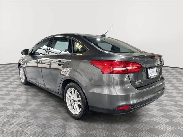 Certified 2018 Ford Focus SE FWD image 9