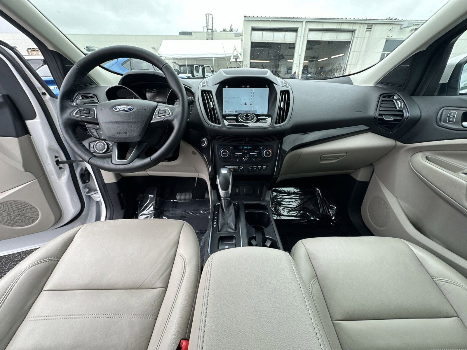 Certified 2019 Ford Escape Titanium AWD/4WD image 31