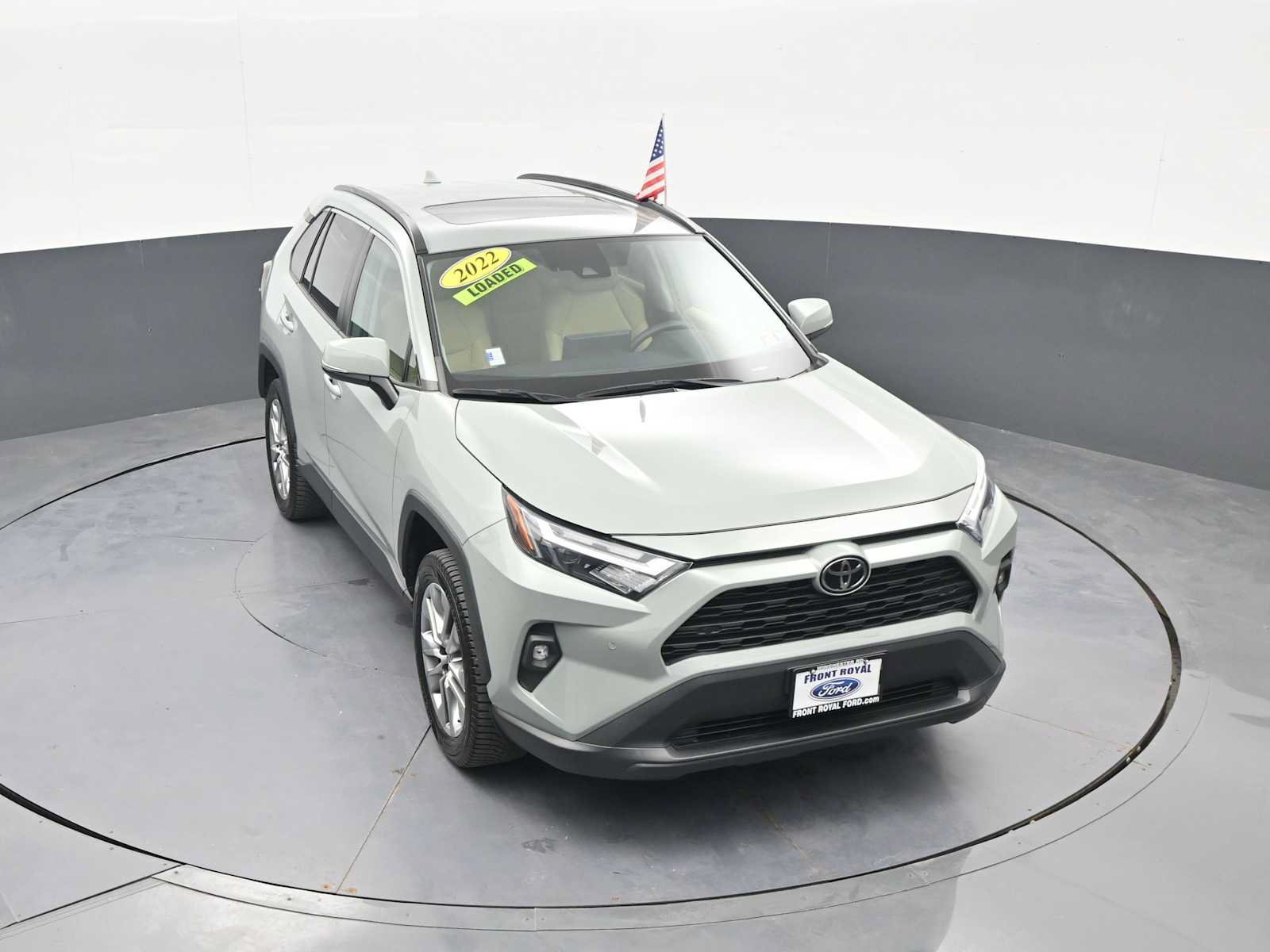 Used 2022 Toyota RAV4 XLE Premium AWD/4WD image 28